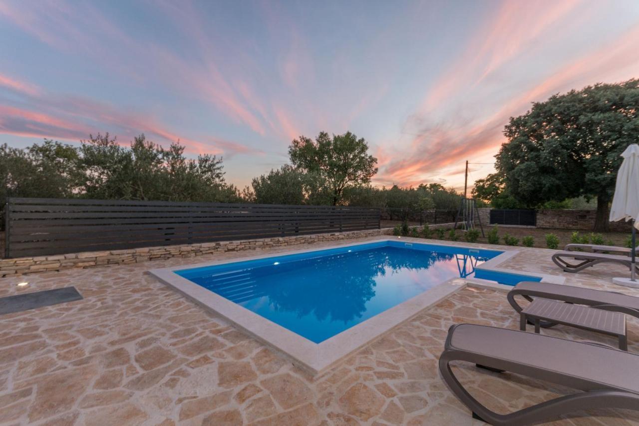 Villa Vitis Zadarvillas Oklaj Exterior foto