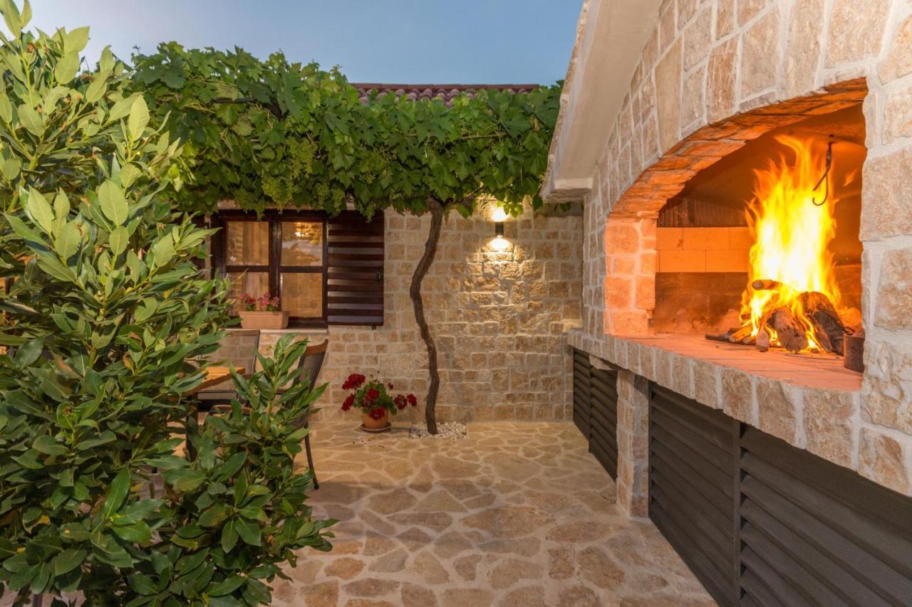 Villa Vitis Zadarvillas Oklaj Exterior foto