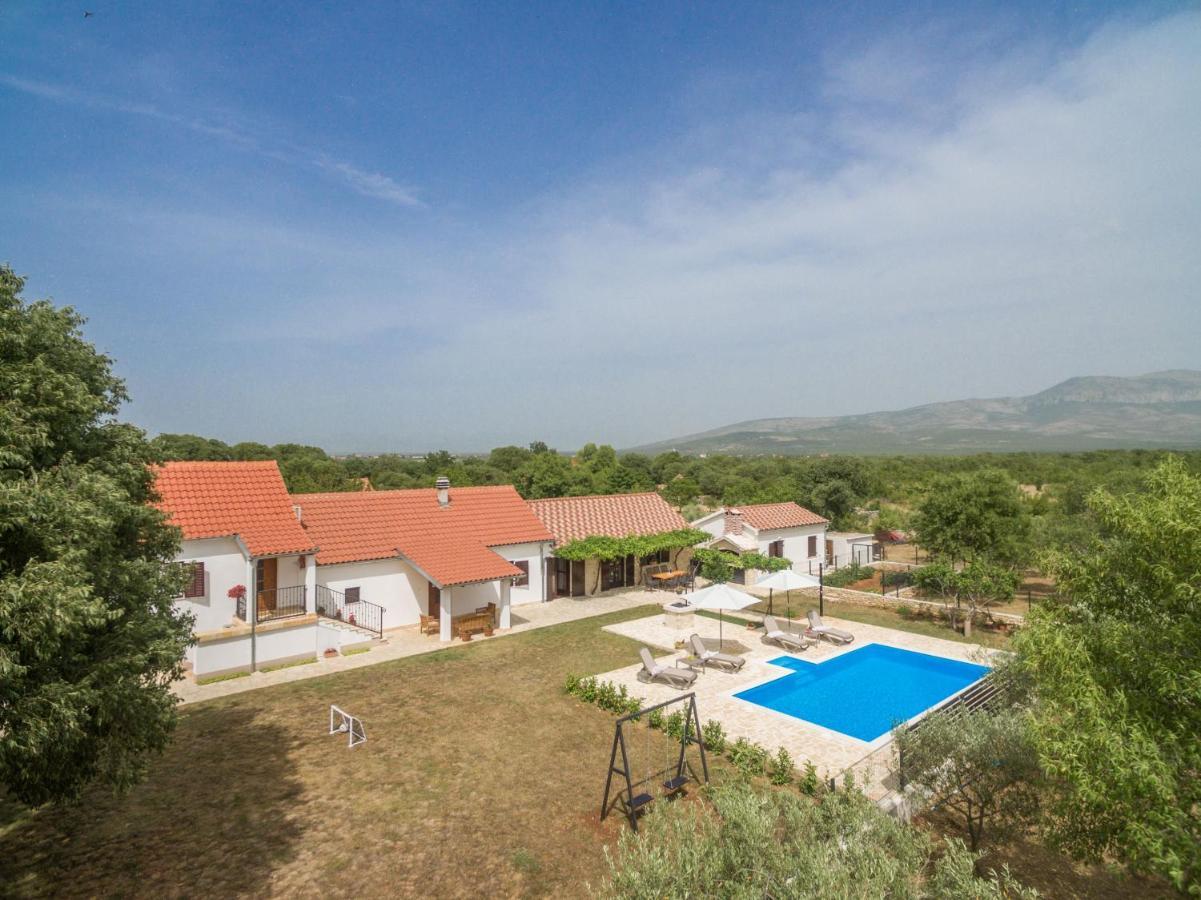 Villa Vitis Zadarvillas Oklaj Exterior foto